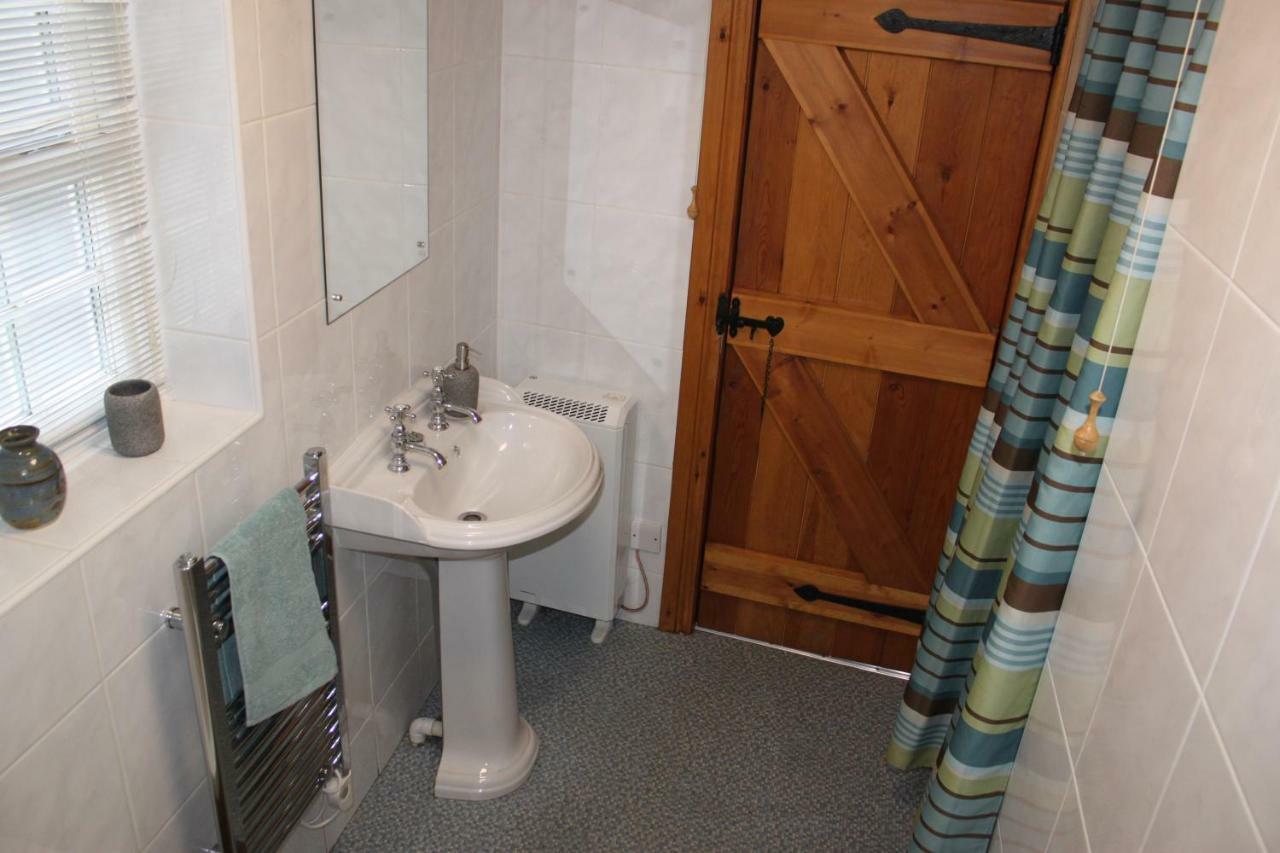 Dovedale Apartment, Гленридинг Екстериор снимка